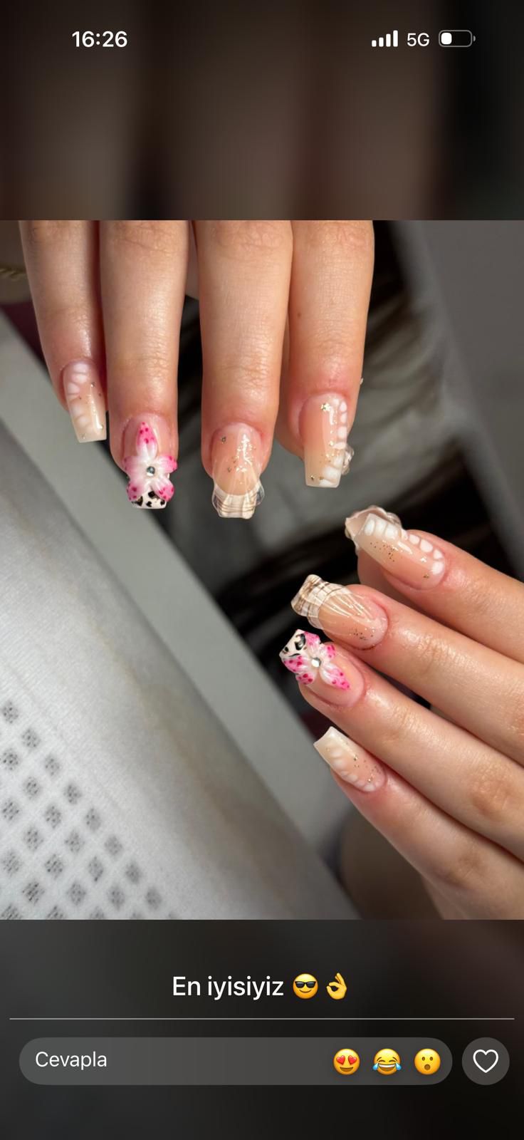 Lucca Beauty Bar protez tırnak & nail art çalışması